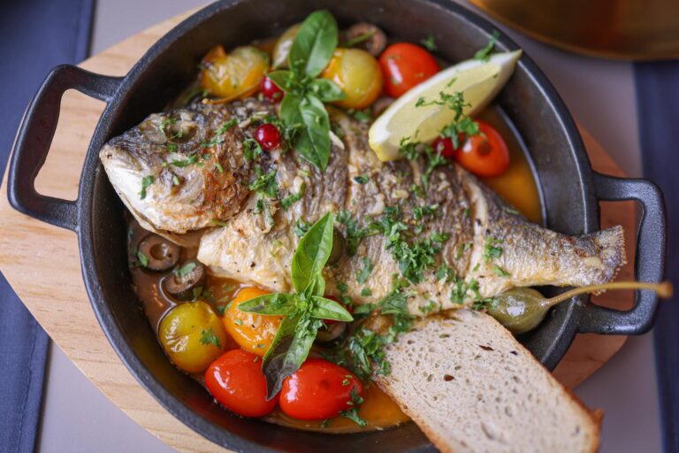 Dieta mediteraneana 2026: noile studii care confirma protectia impotriva demenței si Alzheimer la persoane peste 60 de ani
